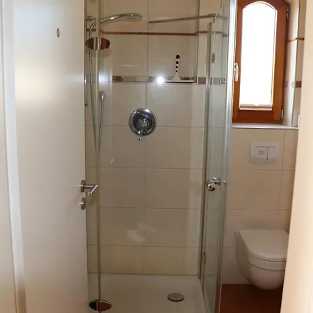 Davide Casa de hóspedes 3*